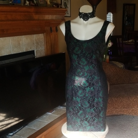 Retro lace cocktail dress - Picture 4 of 4